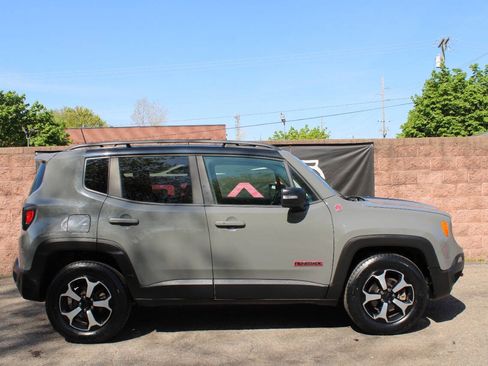 Used 2020 Jeep Renegade Trailhawk w/ Cold Weather Group AWD/4WD image 5