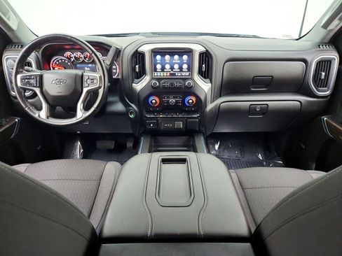 Used 2020 Chevrolet Silverado 1500 LT Trail Boss AWD/4WD image 23