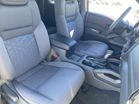 New 2026 Nissan Frontier SV w/ SV Convenience Package RWD image 11