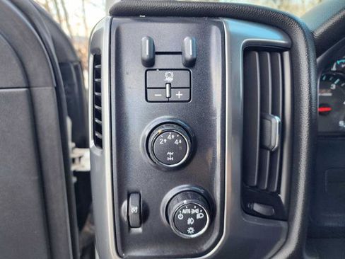 Used 2015 Chevrolet Silverado 2500 LT w/ Z71 Package, Off-Road image 22