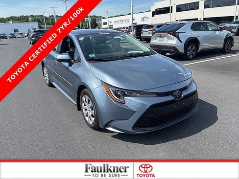 Used 2024 Toyota Corolla LE FWD image 1
