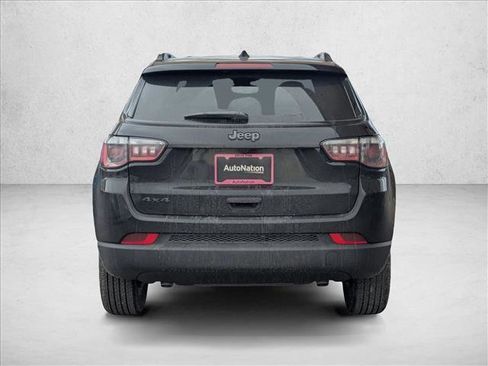 New 2026 Jeep Compass Latitude image 8