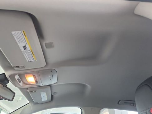 Certified 2022 GMC Canyon AT4 w/ Driver Alert Package image 18