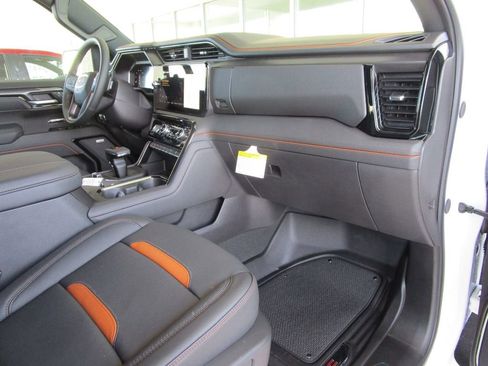 New 2026 GMC Sierra 1500 AT4 w/ Technology Package image 25