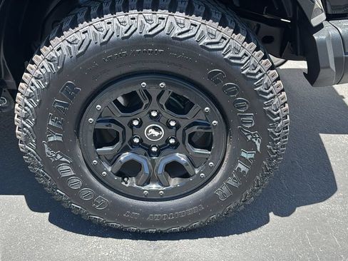 Certified 2022 Ford Bronco Badlands AWD/4WD image 8