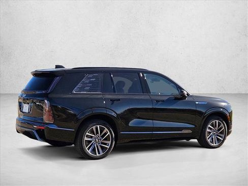 New 2026 Cadillac Vistiq Sport image 2