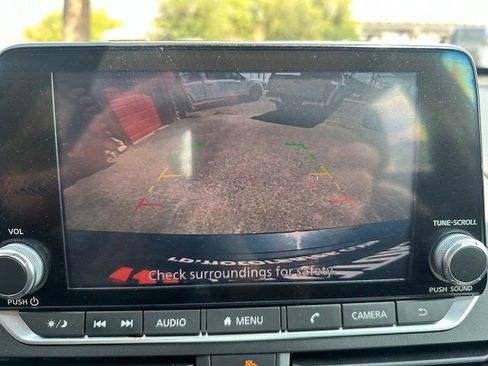 Used 2021 Nissan Altima 2.5 SV image 15