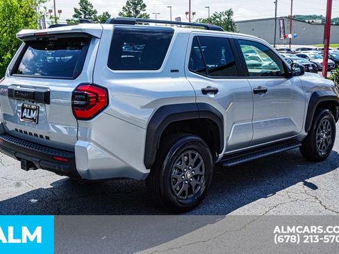 Used 2025 Toyota 4Runner SR5 RWD image 6