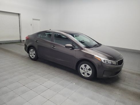 Used 2018 Kia Forte LX image 11