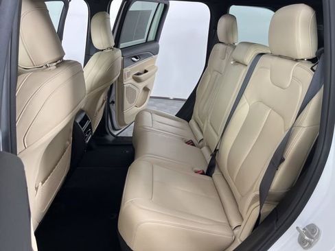 Used 2023 Jeep Grand Cherokee 4WD 4xe image 45