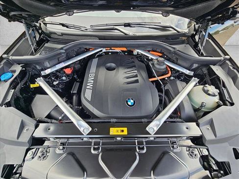 Certified 2025 BMW X5 xDrive50e w/ Parking Assistance Package image 30