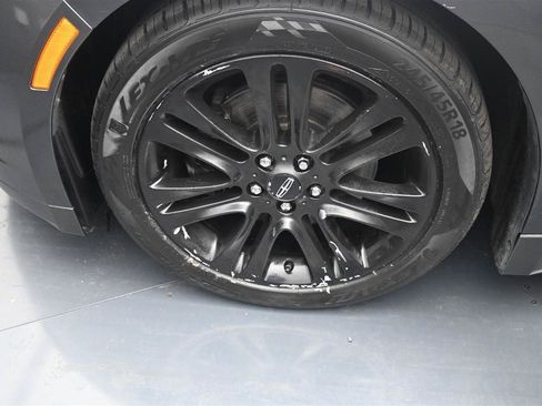 Used 2016 Lincoln MKZ AWD image 16