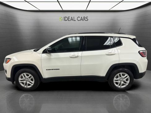 Used 2018 Jeep Compass Sport w/ Tech Group FWD image 8