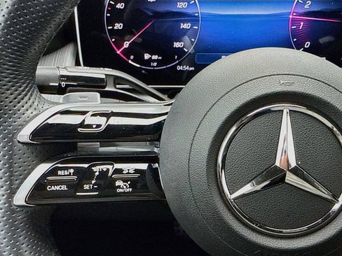 Certified 2026 Mercedes-Benz GLC 300 4MATIC image 11