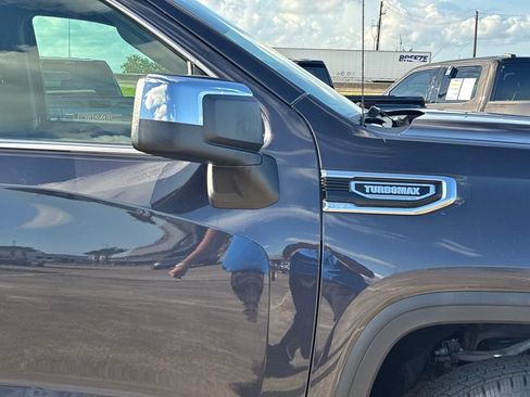 Used 2024 GMC Sierra 1500 SLE RWD image 9