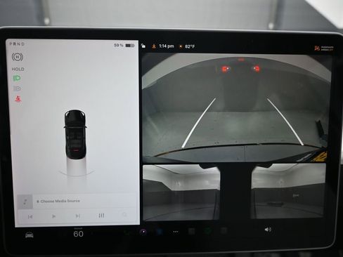 Used 2022 Tesla Model Y Long Range AWD/4WD image 13