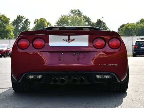 Used 2006 Chevrolet Corvette Convertible w/ Preferred Equipment Group RWD image 6