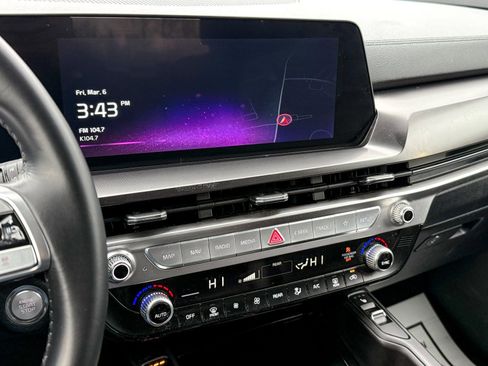 Certified 2024 Kia Telluride S w/ S Sunroof Package image 19