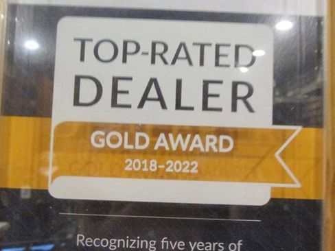 Used 2019 GMC Yukon XL SLT w/ Premium Edition image 6