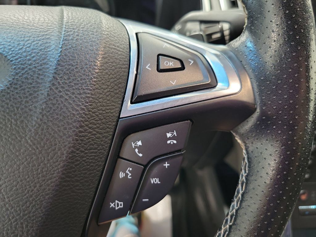 Used 2019 Ford Edge ST AWD/4WD image 43