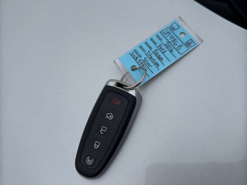 Used 2016 Ford Escape Titanium AWD/4WD image 43