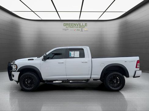 Used 2024 RAM 2500 Big Horn w/ Sport Appearance Package AWD/4WD image 2