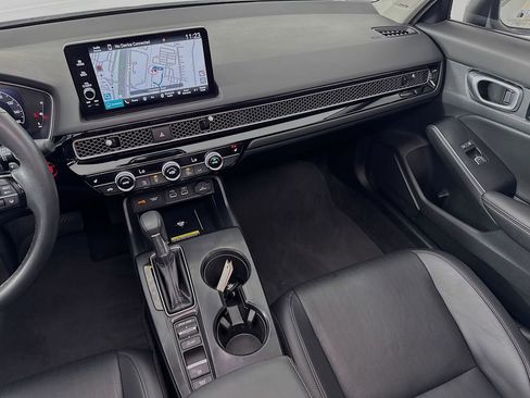 Used 2024 Honda Civic Touring image 29