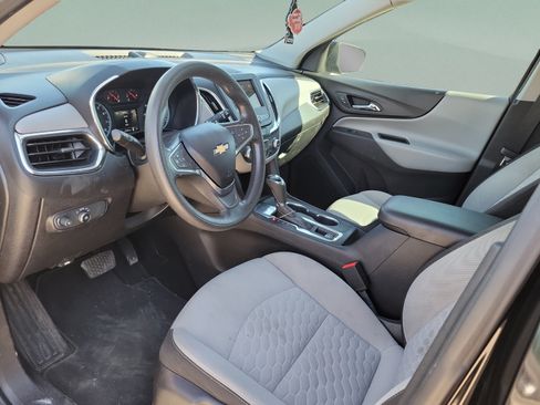 Used 2019 Chevrolet Equinox LS FWD image 14