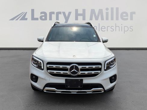 Used 2021 Mercedes-Benz GLB 250 4MATIC image 9