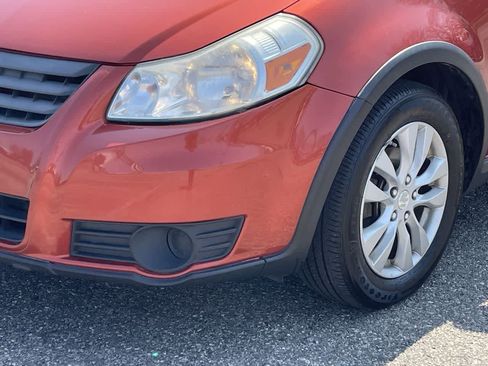 Used 2013 Suzuki SX4 Premium image 30