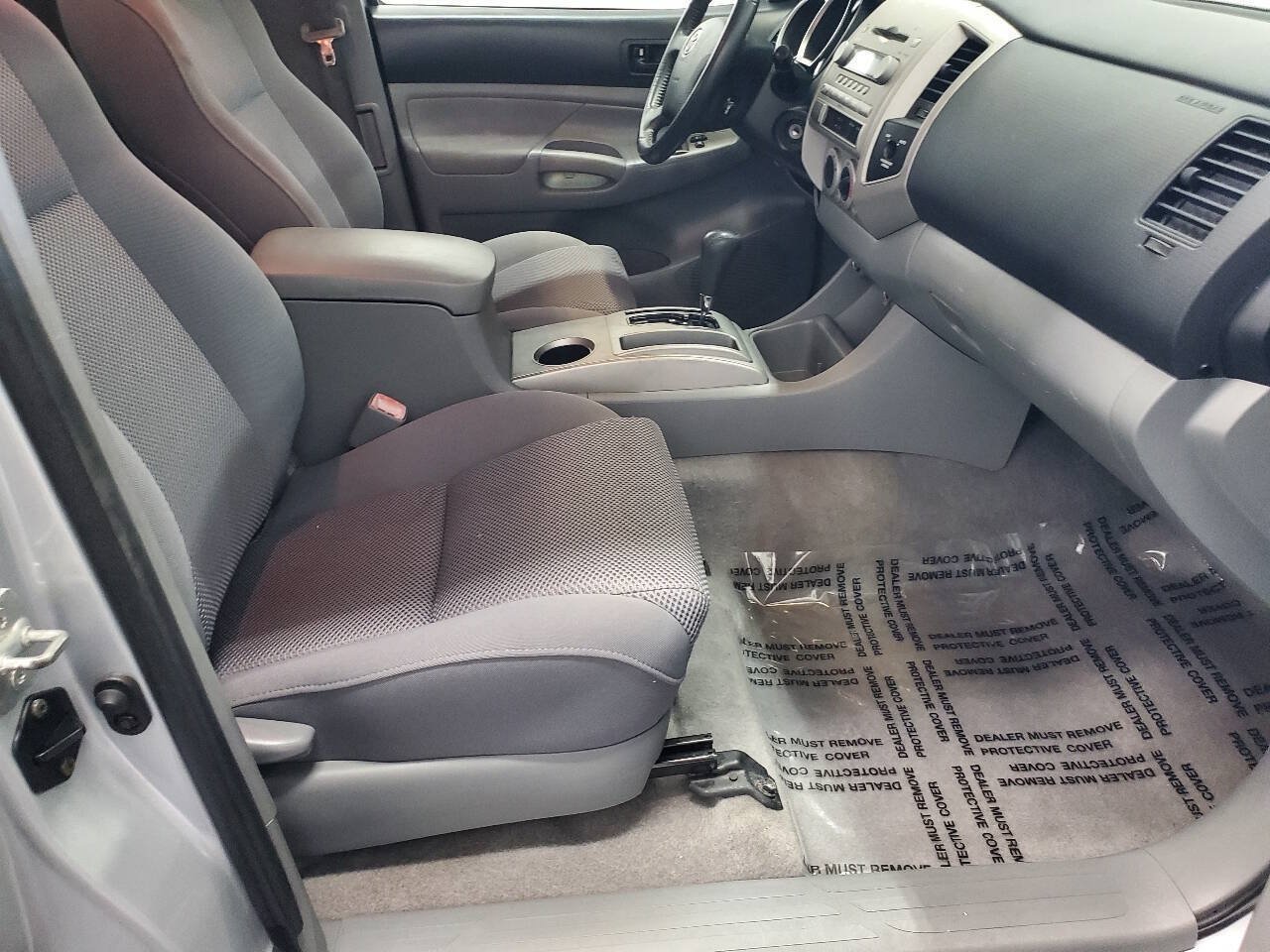 Used 2006 Toyota Tacoma PreRunner RWD image 13