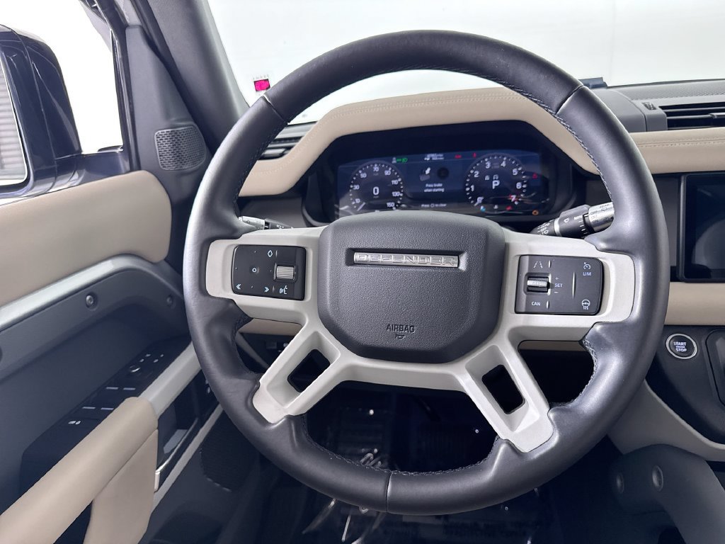 Used 2020 Land Rover Defender 110 First Edition AWD/4WD image 14