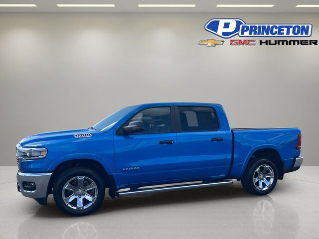 Used 2025 RAM 1500 Big Horn AWD/4WD image 4