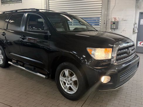 Used 2008 Toyota Sequoia SR5 image 4