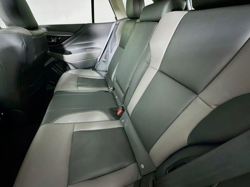 Used 2024 Subaru Outback Onyx Edition XT w/ Popular Package #2 image 4