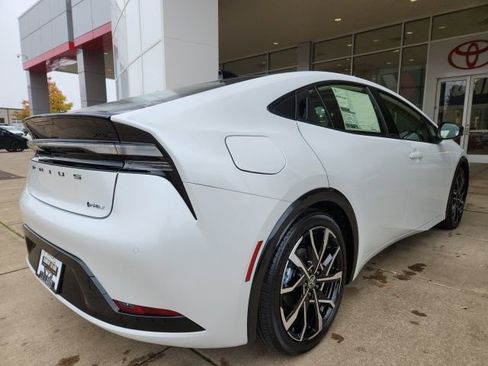 New 2026 Toyota Prius XSE image 13