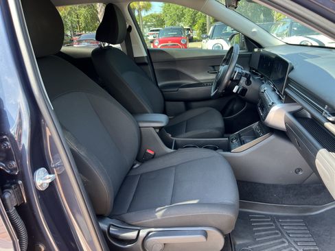 Used 2024 Hyundai Kona SEL w/ Convenience Package AWD/4WD image 32