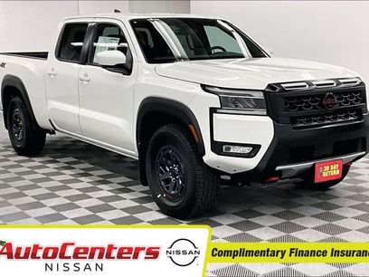 New 2025 Nissan Frontier PRO-4X w/ Pro Convenience Package