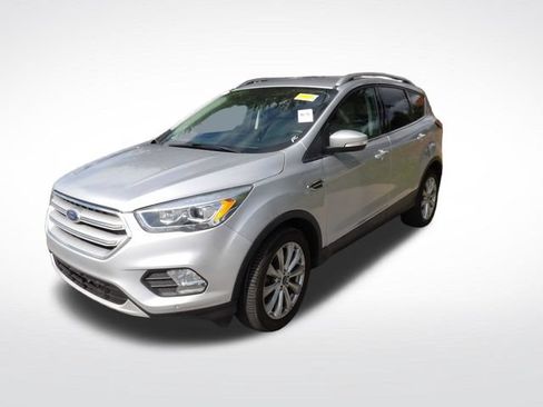 Used 2018 Ford Escape Titanium FWD image 9