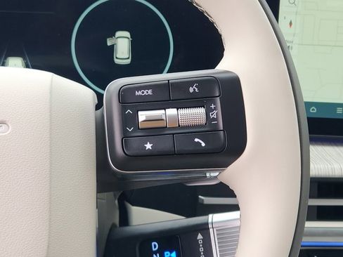 Certified 2025 Hyundai Santa Fe Calligraphy image 30