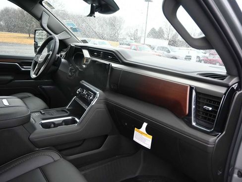 New 2026 GMC Sierra 2500 Denali w/ Denali Reserve Package image 21