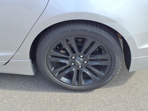 Used 2013 Lincoln MKZ Base image 25