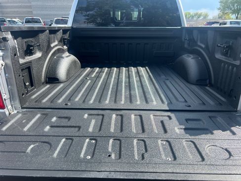 Used 2022 Ford F150 Raptor w/ Raptor 37 Performance Package AWD/4WD image 25