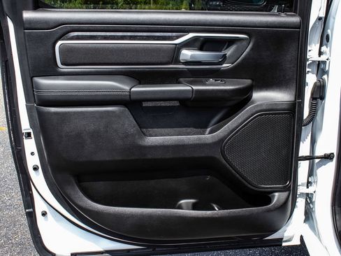 Used 2023 RAM 1500 Big Horn AWD/4WD image 11