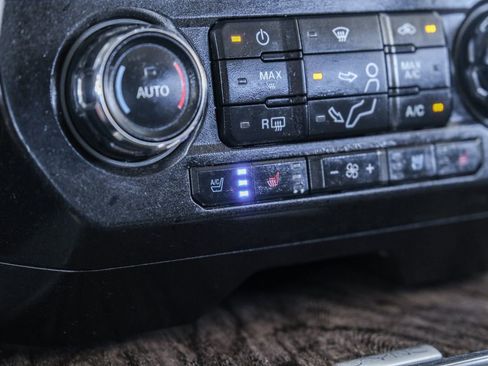 Used 2017 Ford F250 Lariat w/ Lariat Value Package image 52