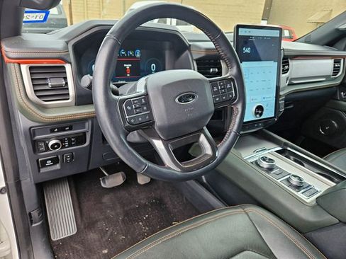 Used 2022 Ford Expedition Timberline image 9