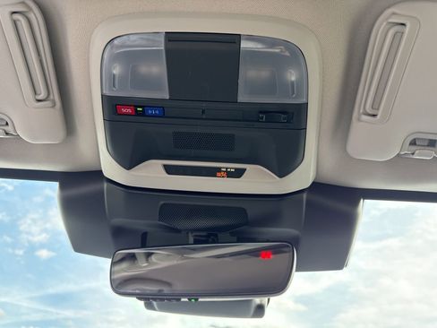 Used 2025 Subaru Crosstrek 2.5i Premium w/ Convenience Package #2 image 26