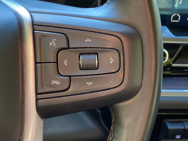 Used 2025 GMC Sierra 1500 SLT AWD/4WD image 21