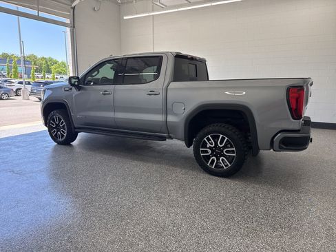 Used 2025 GMC Sierra 1500 AT4 w/ AT4 Premium Package AWD/4WD image 2