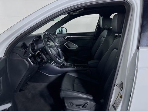 Used 2024 Audi Q3 2.0T Premium image 11